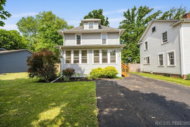 721 S Batavia Ave, Batavia, IL 60510 - traditional style home with a front lawn