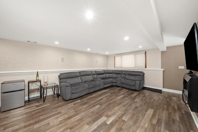 7510 Lorel Ave, Burbank, IL 60459 - living area featuring wood finished floors and recessed lighting