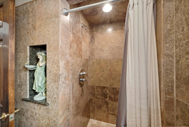 7510 Lorel Ave, Burbank, IL 60459 - full bath featuring tiled shower
