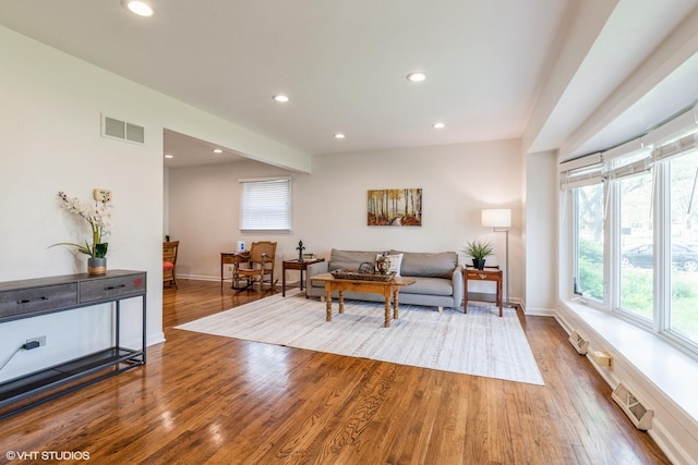 1037 Cedar Ln, Northbrook, IL 60062 - living room featuring wood finished floors, healthy amount of natural light, recessed lighting, and baseboards