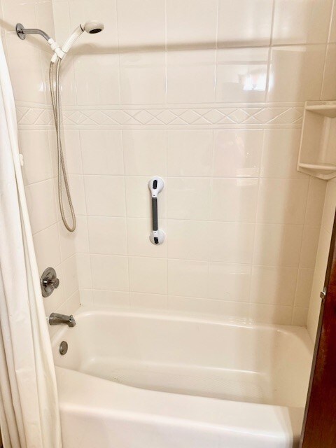 802 N Burning Bush Ln, Mount Prospect, IL 60056 - photo 15