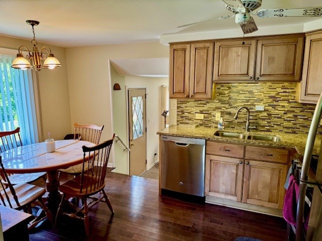 802 N Burning Bush Ln, Mount Prospect, IL 60056 - photo 10