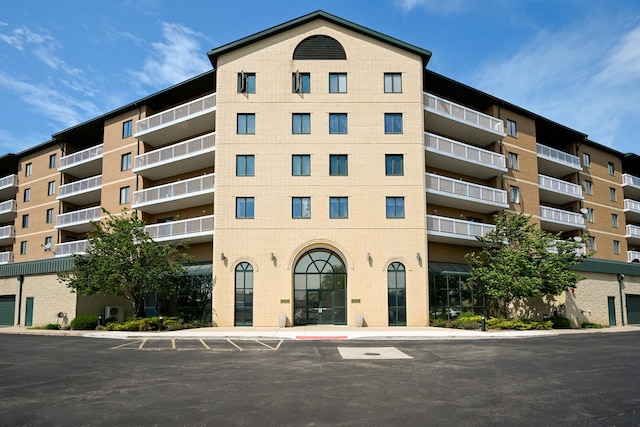 1500 S Ardmore Ave Unit 310, Villa Park, IL 60181 - view of apartment building / complex