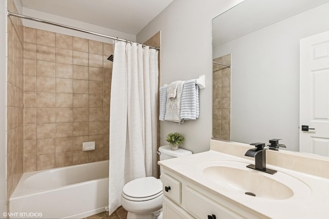 0N611 W Weaver Cir, Geneva, IL 60134 - bathroom with vanity, toilet, and shower / bath combo