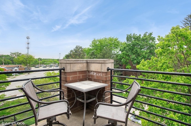 911 Busse Hwy Unit 302, Park Ridge, IL 60068 - view of balcony