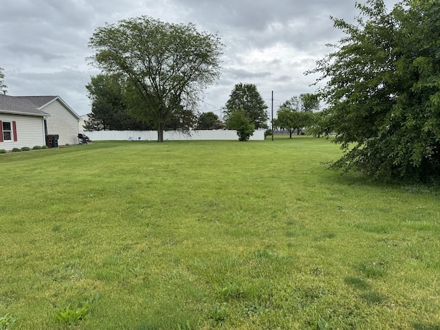 504 N Pine St, Gardner, IL 60424 - photo 1