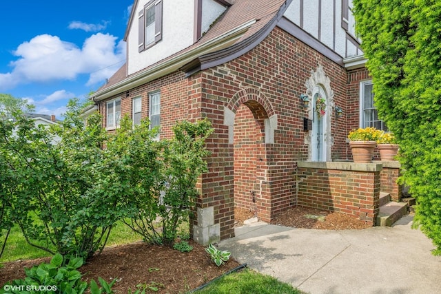 239 Imperial St, Park Ridge, IL 60068 - view of home's exterior featuring brick siding and stucco siding