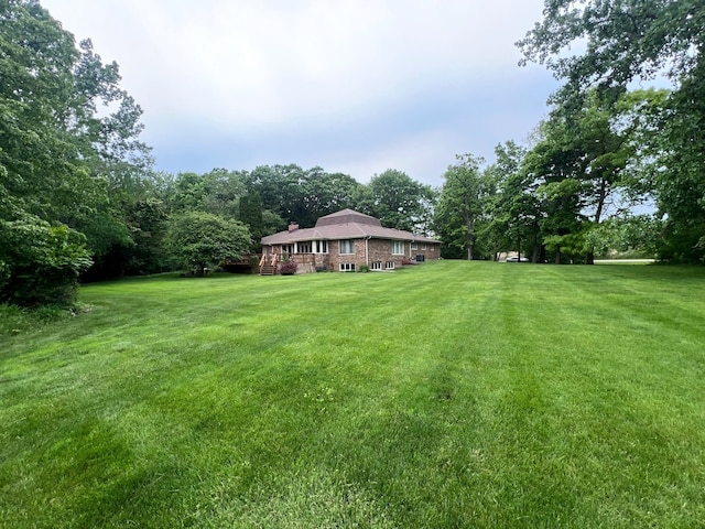 38W361 Binnie Rd, Dundee, IL 60118 - view of grassy yard