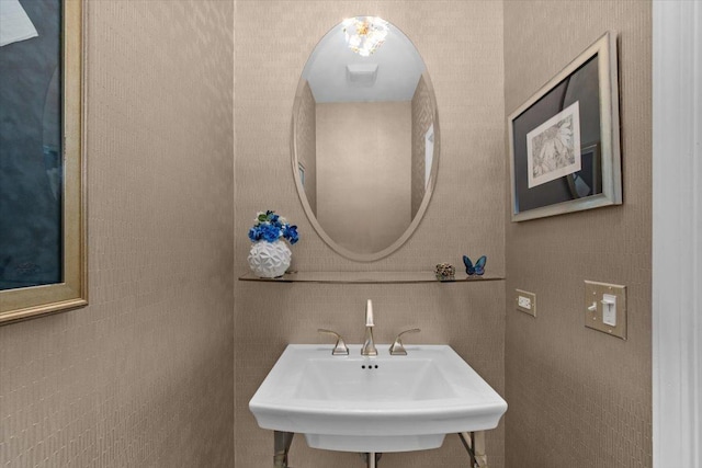 2140 Washington Dr, Northbrook, IL 60062 - bathroom with a sink