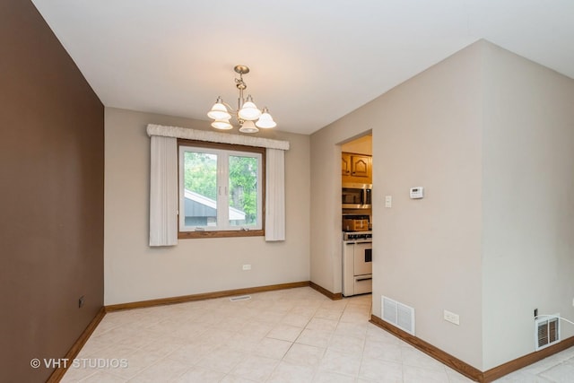 9335 Odell Ave, Bridgeview, IL 60455 - unfurnished room with a chandelier and baseboards