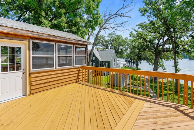 5110 W Lake Shore Dr, Wonder Lake, IL 60097 - wooden terrace with a water view