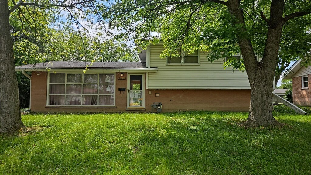 19050 John Ave, Country Club Hills, IL 60478 - photo 1