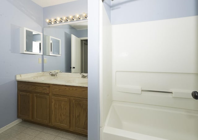 149 W Prairiefield Ave, Cortland, IL 60112 - full bath with double vanity and baseboards