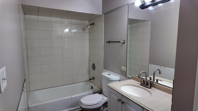 15711 Peggy Ln Unit 7, Oak Forest, IL 60452 - full bathroom with toilet, vanity, and tub / shower combination