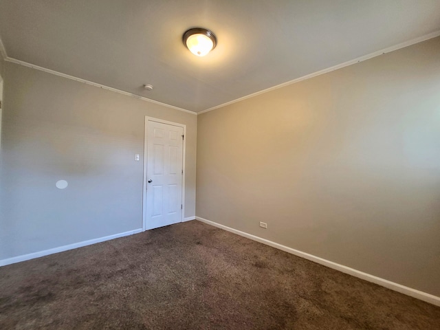 304 Shawnee St, Park Forest, IL 60466 - unfurnished room with crown molding and carpet
