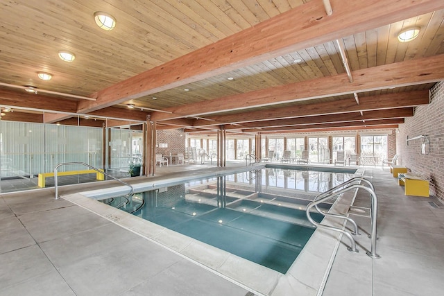 2050 Arbor Ln Unit 301, Northfield, IL 60093 - view of indoor community pool