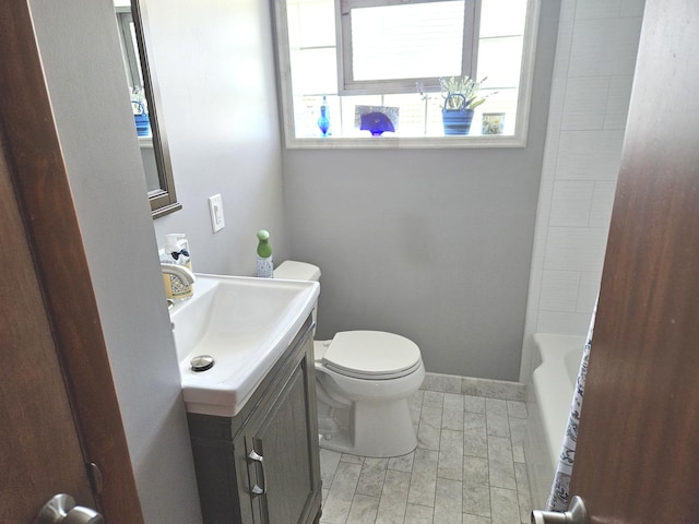 928 S Hillcrest Ave, Elmhurst, IL 60126 - bathroom with vanity, toilet, and baseboards