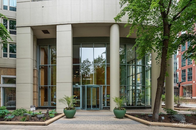 345 N La Salle Dr Unit 3507, Chicago, IL 60654 - view of doorway to property