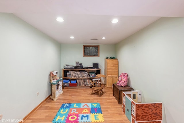 1014 Douglas Ave, Flossmoor, IL 60422 - rec room with light wood-type flooring, recessed lighting, and baseboards