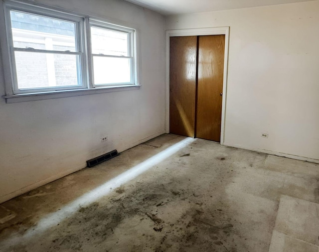5349 N Meade Ave, Chicago, IL 60630 - unfurnished bedroom featuring a closet