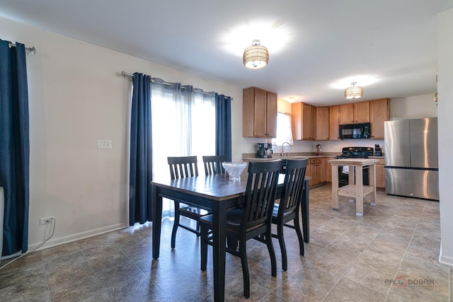 39862 Waterloo Dr, Beach Park, IL 60083 - dining area with baseboards