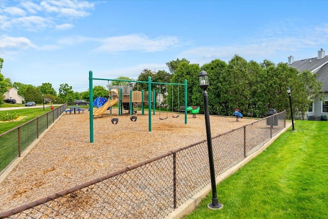 642 Dunham Rd, Gurnee, IL 60031 - view of community jungle gym