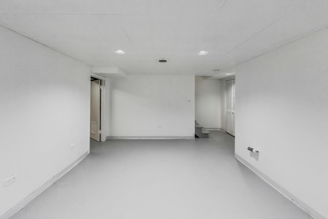 831 W Partridge Ln Unit 45, Mount Prospect, IL 60056 - spare room with concrete flooring, recessed lighting, and baseboards