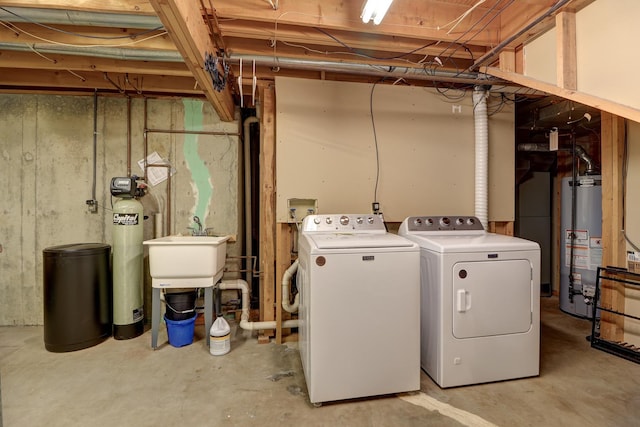 611 Marsha Ln, Rock Falls, IL 61071 - laundry room featuring gas water heater and washing machine and clothes dryer