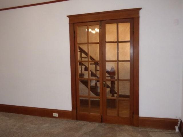 516 Spring St, Galena, IL 61036 - carpeted empty room with baseboards