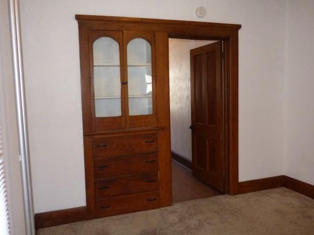 516 Spring St, Galena, IL 61036 - hallway with carpet and baseboards