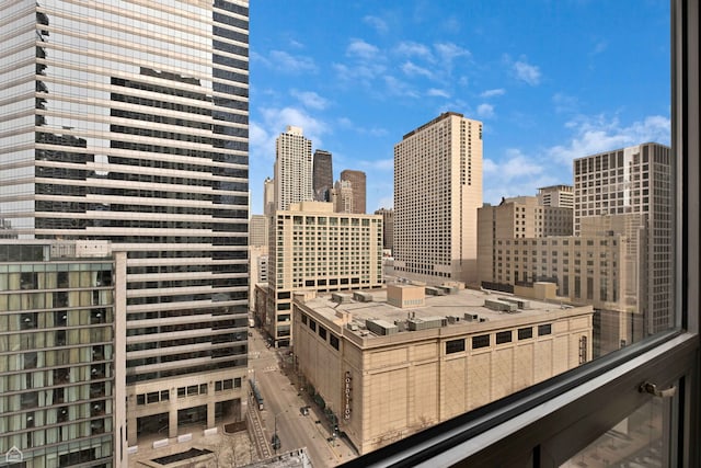 440 N Wabash Ave Unit 2008, Chicago, IL 60611 - skyline view