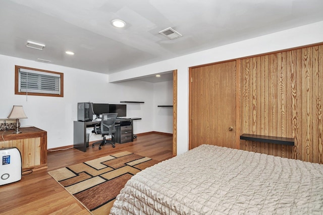 2111 Hastings Dr, Plainfield, IL 60586 - bedroom featuring an office area, wood finished floors, recessed lighting, and baseboards