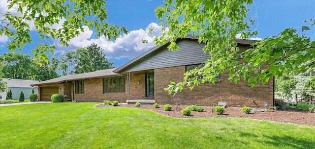 4111 Farhills Dr, Champaign, IL 61822 - photo 3