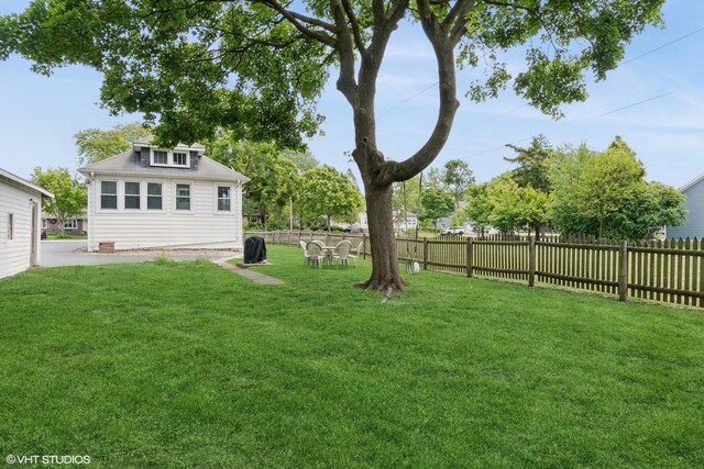 420 Blackhawk Dr, Westmont, IL 60559 - view of yard