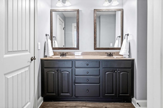 4 Emerald Crest Ct, Bloomington, IL 61705 - full bath featuring double vanity and wood finished floors