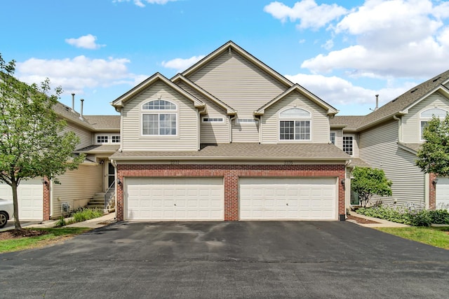2237 Stoughton Dr, Aurora, IL 60502 - photo 2