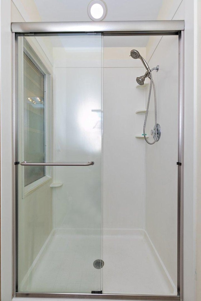 2040 Honey Locust Dr, Algonquin, IL 60102 - full bathroom featuring a shower stall