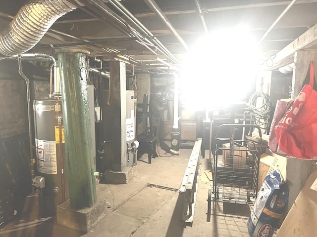 256 W 23rd Pl, Chicago, IL 60616 - unfinished basement featuring gas water heater