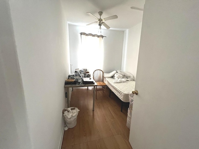 256 W 23rd Pl, Chicago, IL 60616 - hall with wood finished floors