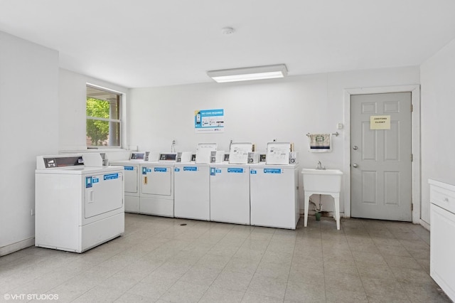 415 Wesley Ave Unit 45, Oak Park, IL 60302 - shared laundry featuring washer and clothes dryer