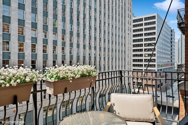 333 W Hubbard St Unit 708, Chicago, IL 60654 - view of balcony