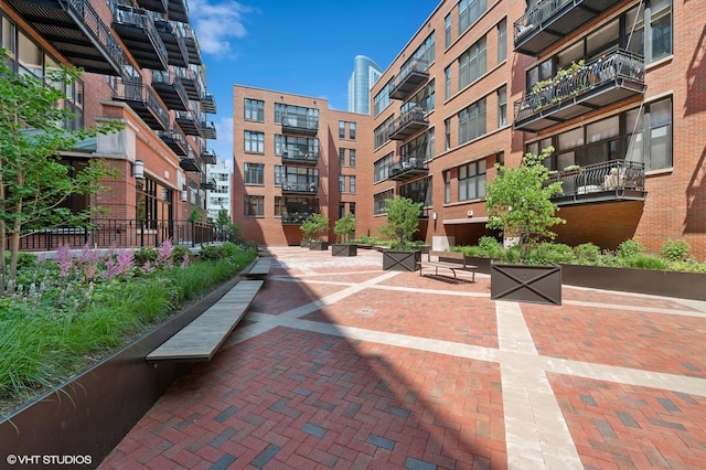 333 W Hubbard St Unit 708, Chicago, IL 60654 - view of home's community