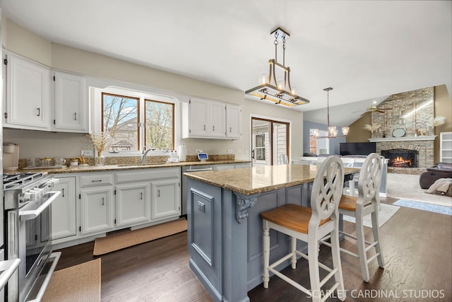 1208 Thackery Ct, Naperville, IL 60564 - photo 8