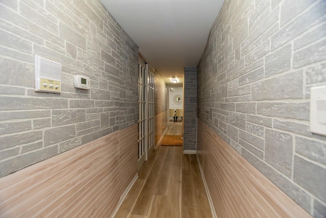 4336 N Kenmore Ave Unit G, Chicago, IL 60613 - hall with wood finished floors
