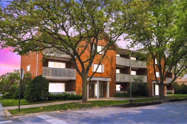 3907 N Harlem Ave Unit 304B, Chicago, IL 60634 - view of property at dusk