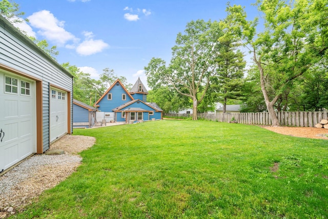 1616 Riverside Ave, Saint Charles, IL 60174 - view of yard featuring a garage