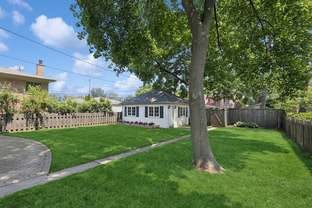 8335 Kostner Ave, Skokie, IL 60076 - view of yard