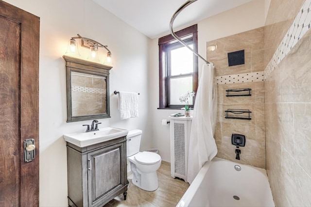 5520 S Cornell Ave Unit 1S, Chicago, IL 60637 - bathroom with shower / bath combo with shower curtain and vanity