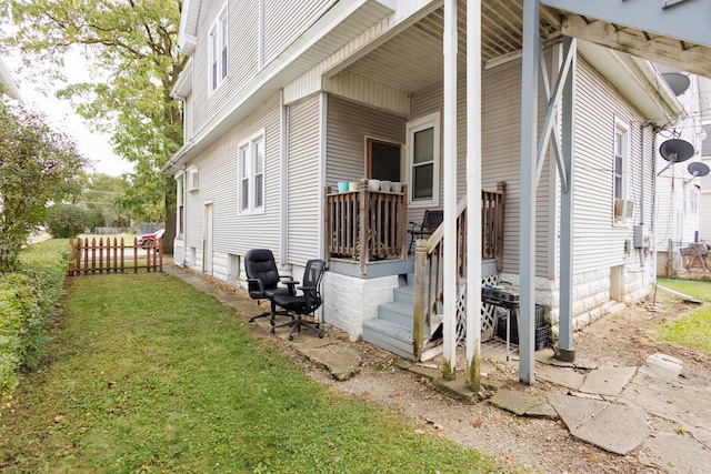 341 S 5th Ave, Kankakee, IL 60901 - view of side of home