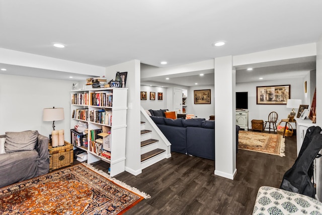 1414 Lincoln St, Evanston, IL 60201 - living room featuring dark wood finished floors and recessed lighting